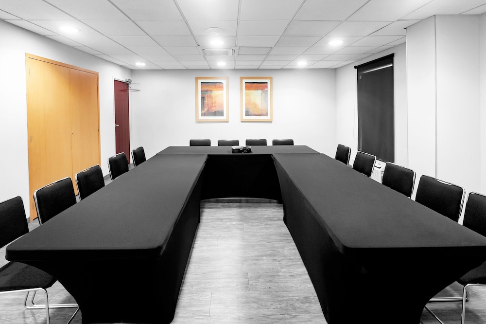City Express by Marriott Celaya Parque 55/60