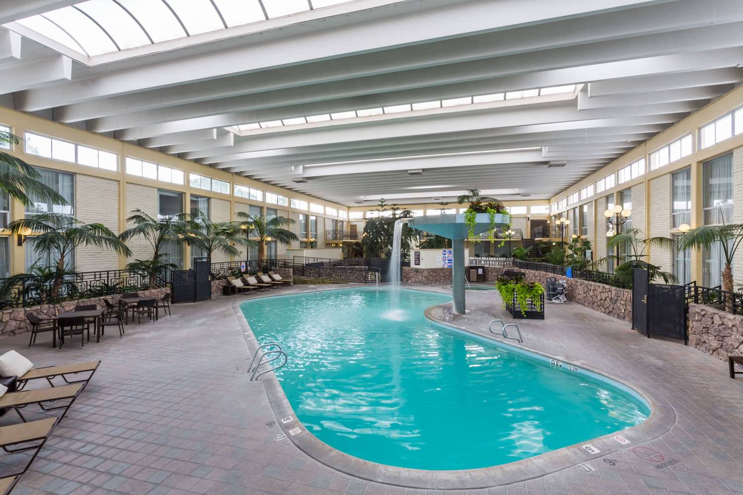 Wyndham Garden Fresno Yosemite Airport 26/45