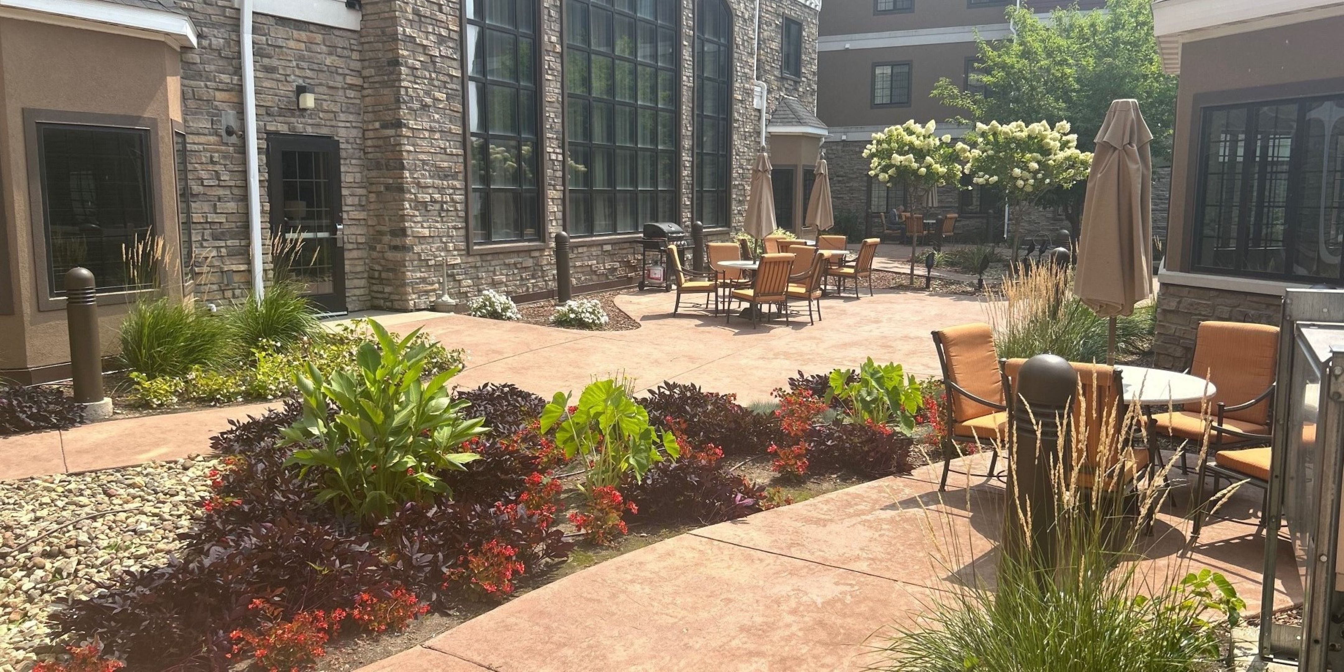 STAYBRIDGE SUITES ROCHESTER COMMERCE DR NW 56/56