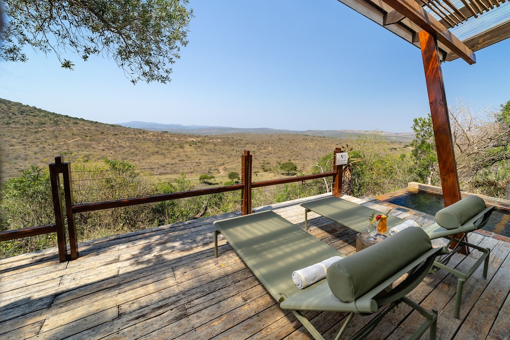 Rhino Ridge Safari Lodge 16/50