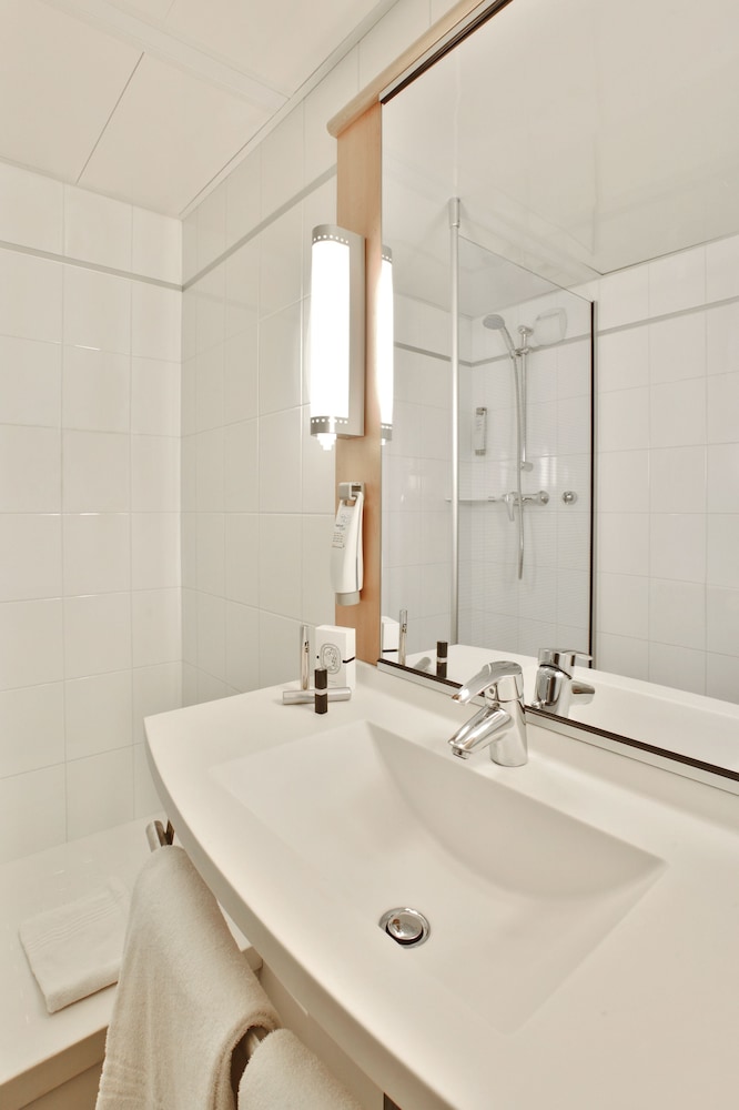 ibis Paris Grands Boulevards Opera 9th Hotel 33/63
