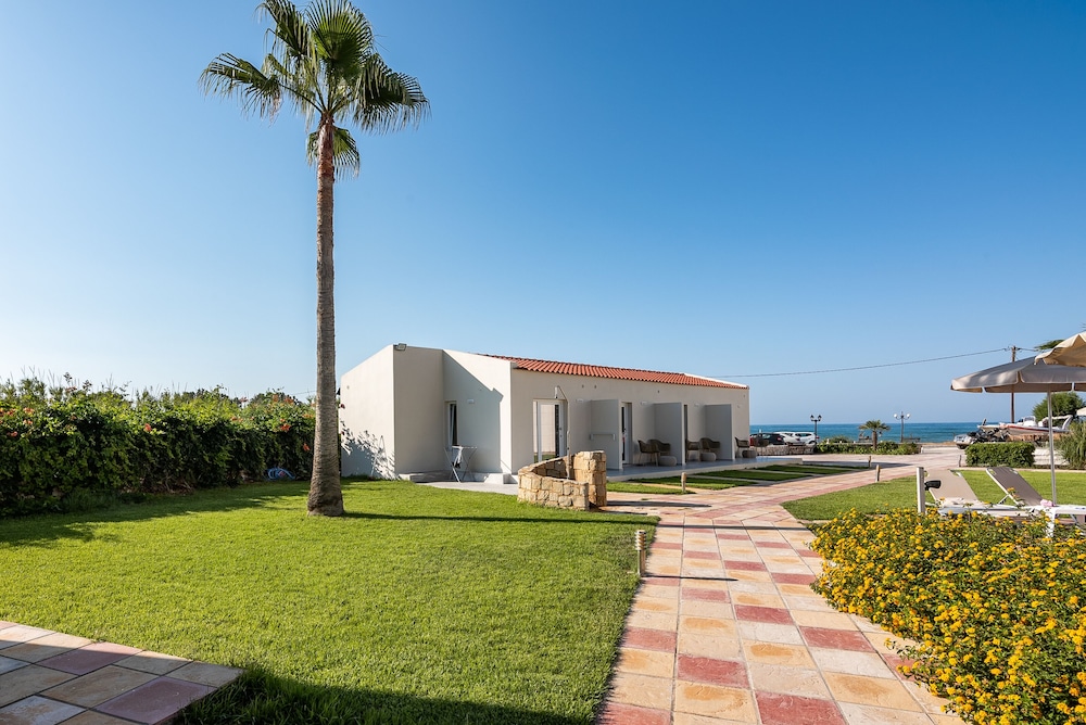 Gt Beach Hotel 39/49