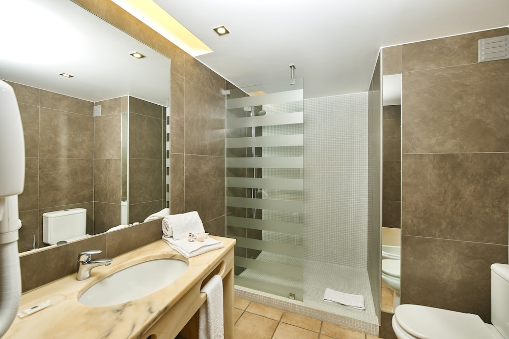 Oceanus Aparthotel 36/63