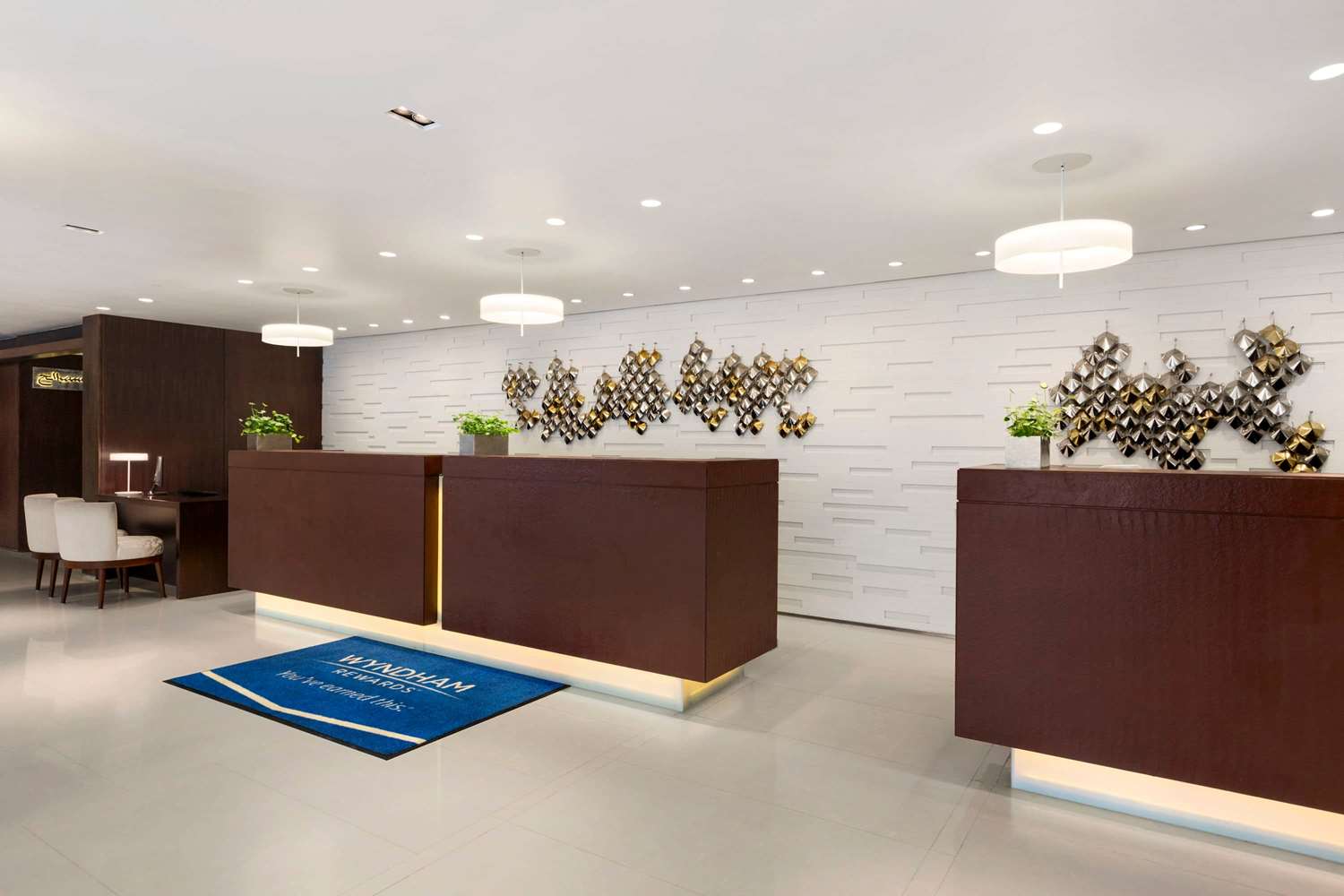 Lobby at Ramada by Wyndham Colombo, COLOMBO