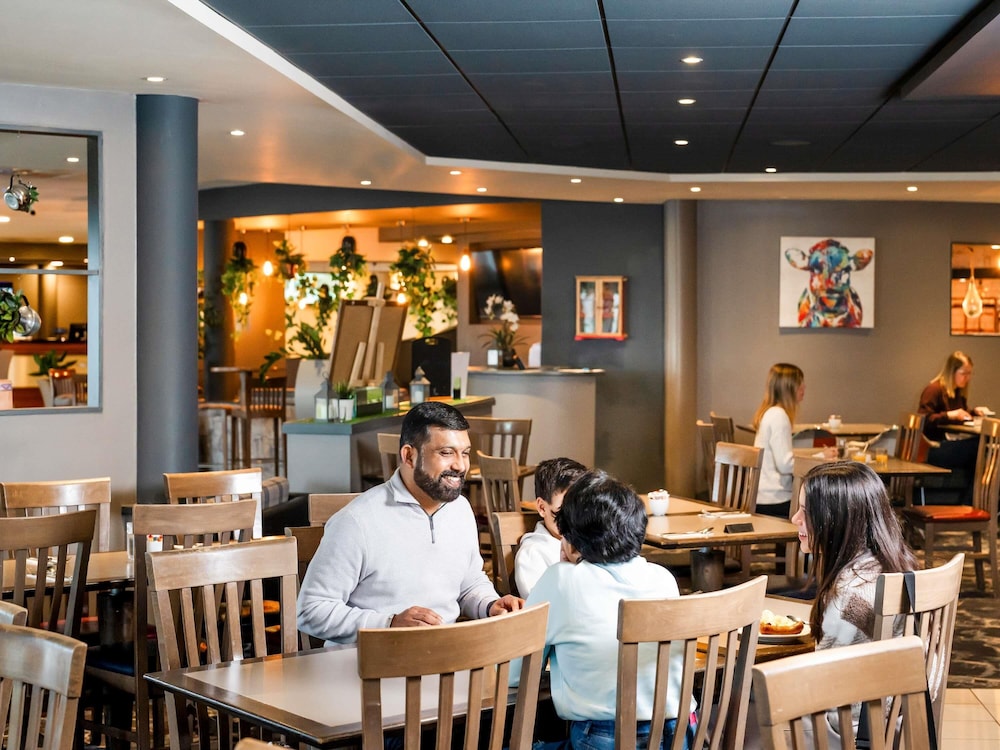 NOVOTEL MILTON KEYNES 54/74