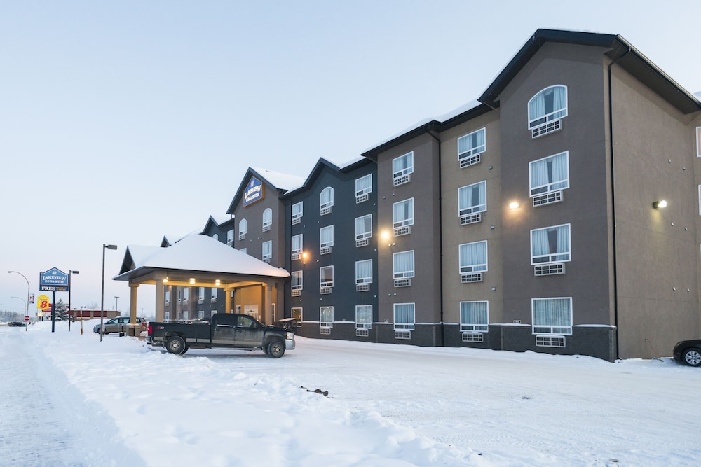 Lakeview Inns & Suites - Fort Nelson 4/35