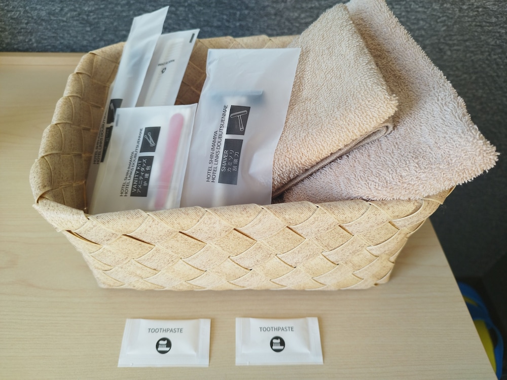 Shin-Imamiya Hotel 36/67