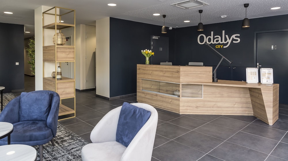 Appart'hotel Odalys City Centre Palais des Congres 10/41