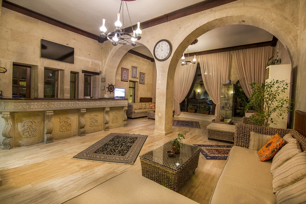 Uchisar Kaya Hotel 55/75