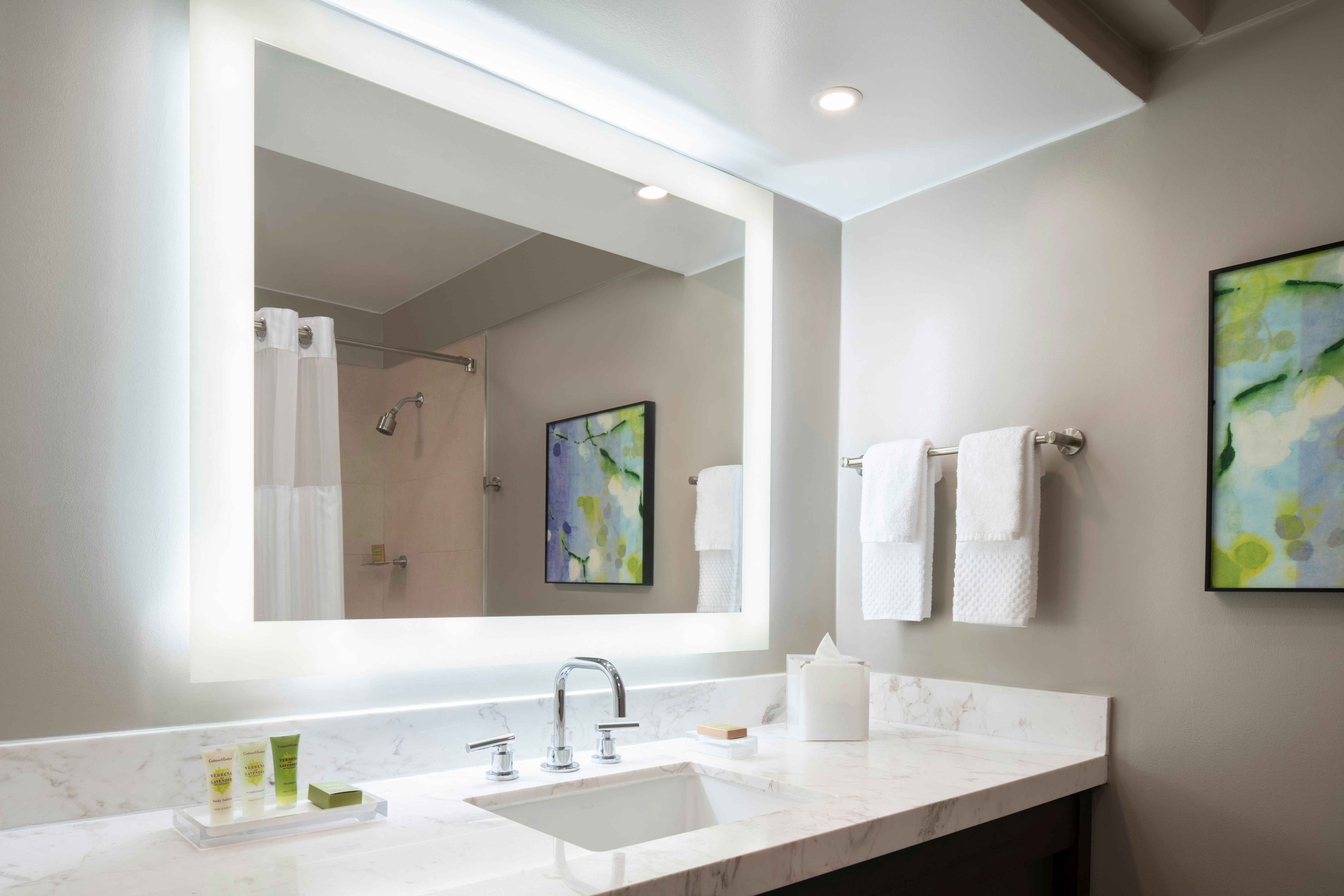 Room, King Bed, Beach Wing, Accessible، Caribe Hilton 5/5