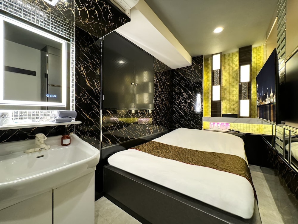 Hotel Amethyst 22/49