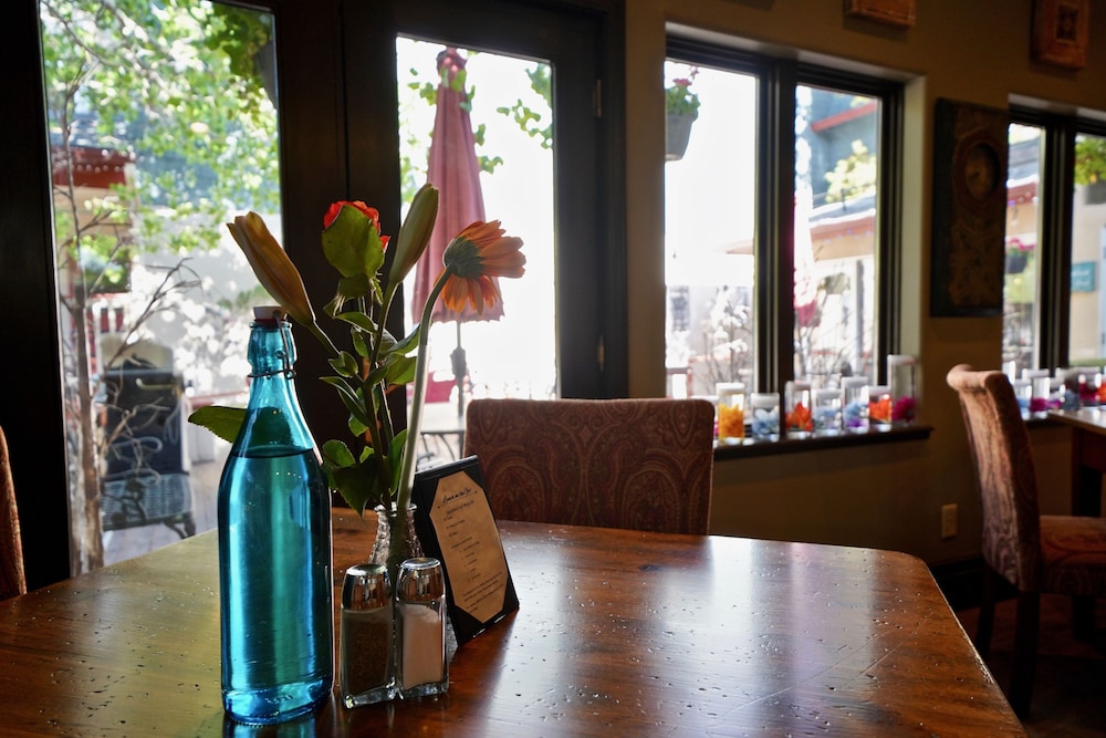 Frisco Inn on Galena Street 40/50