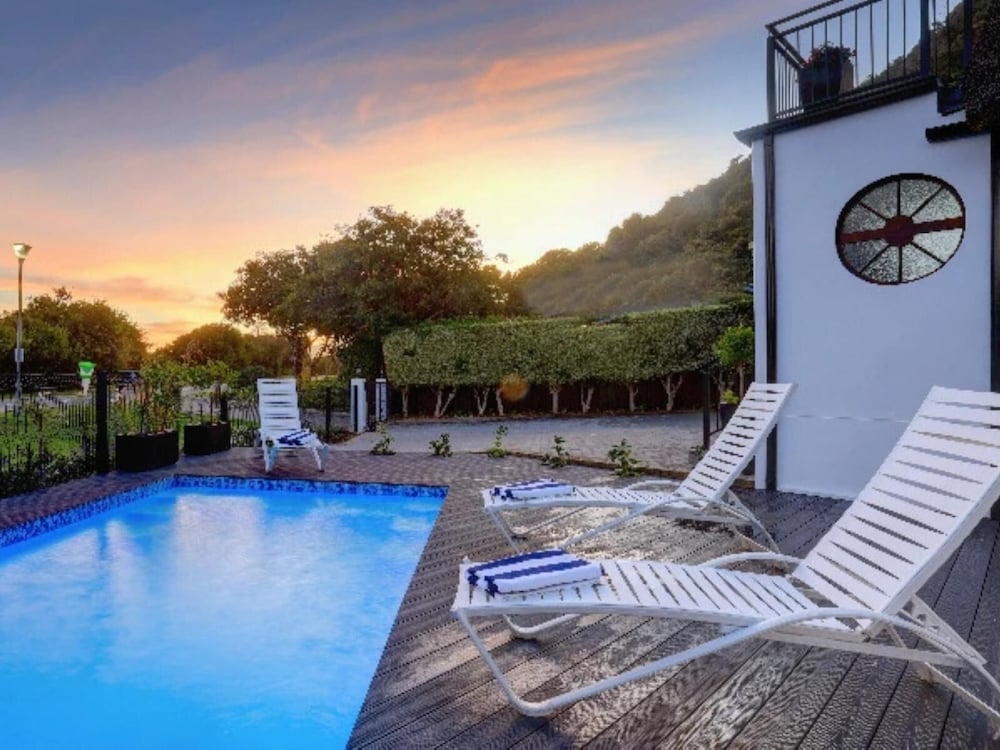 Cloverleigh Guest House 25/50