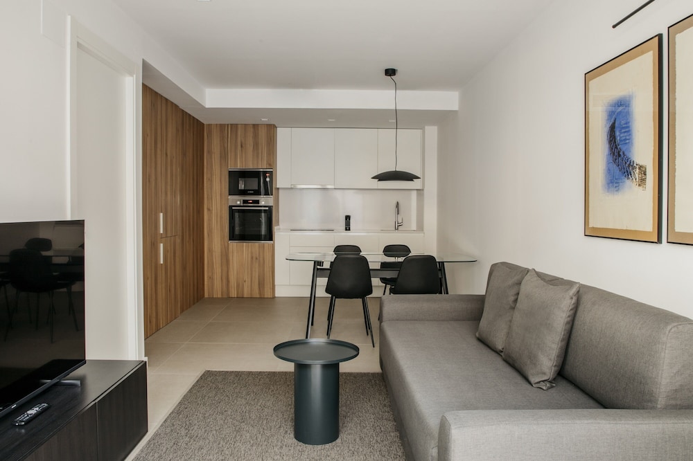 Europa Apartment 39/50