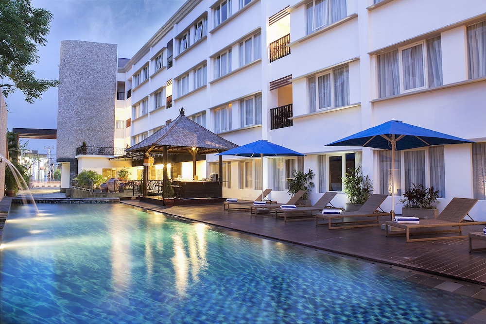 Natya Hotel Kuta 3/49