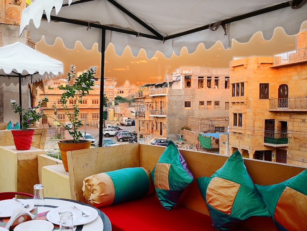 Hotel Pleasant Haveli 38/50