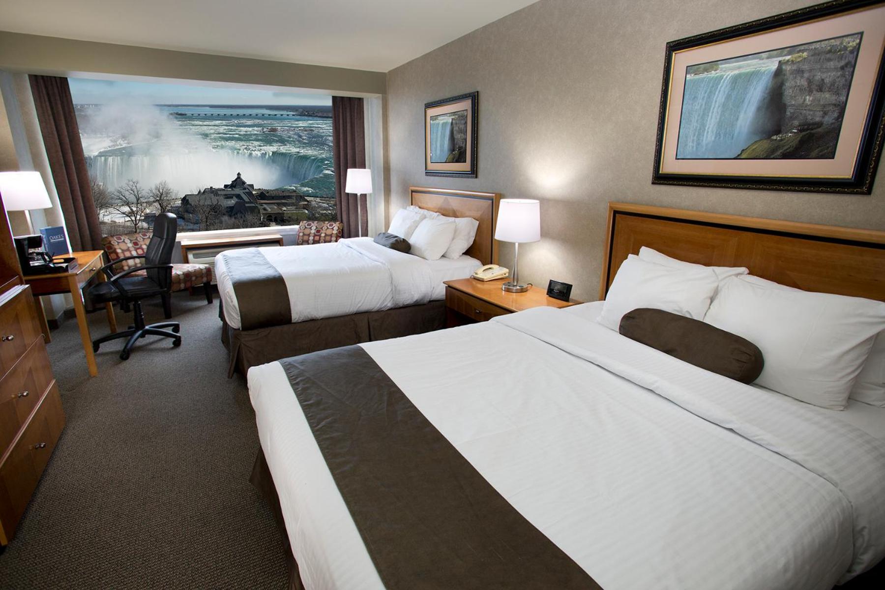 Tower, Suite, King Bed, 2 Queen Beds, Falls View