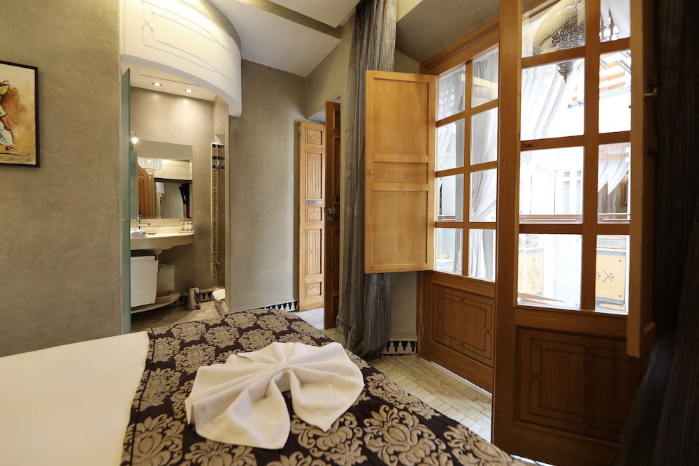 Riad L Etoile D Orient 64/75