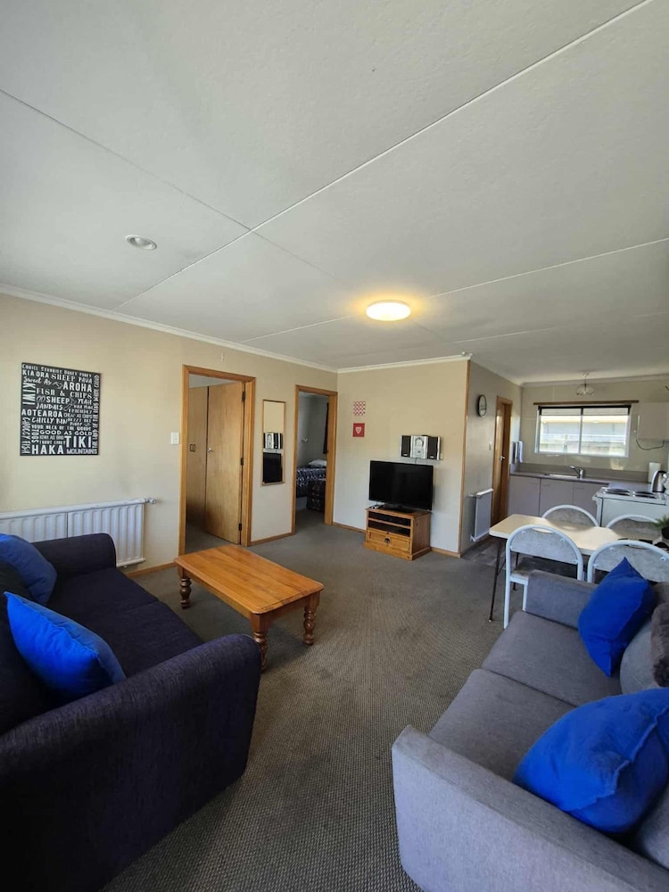 Alexandra Motor Lodge 45/70