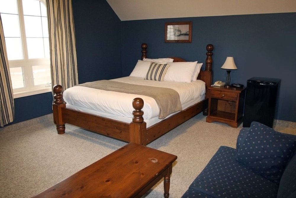 Seacliffe Inn 12/50