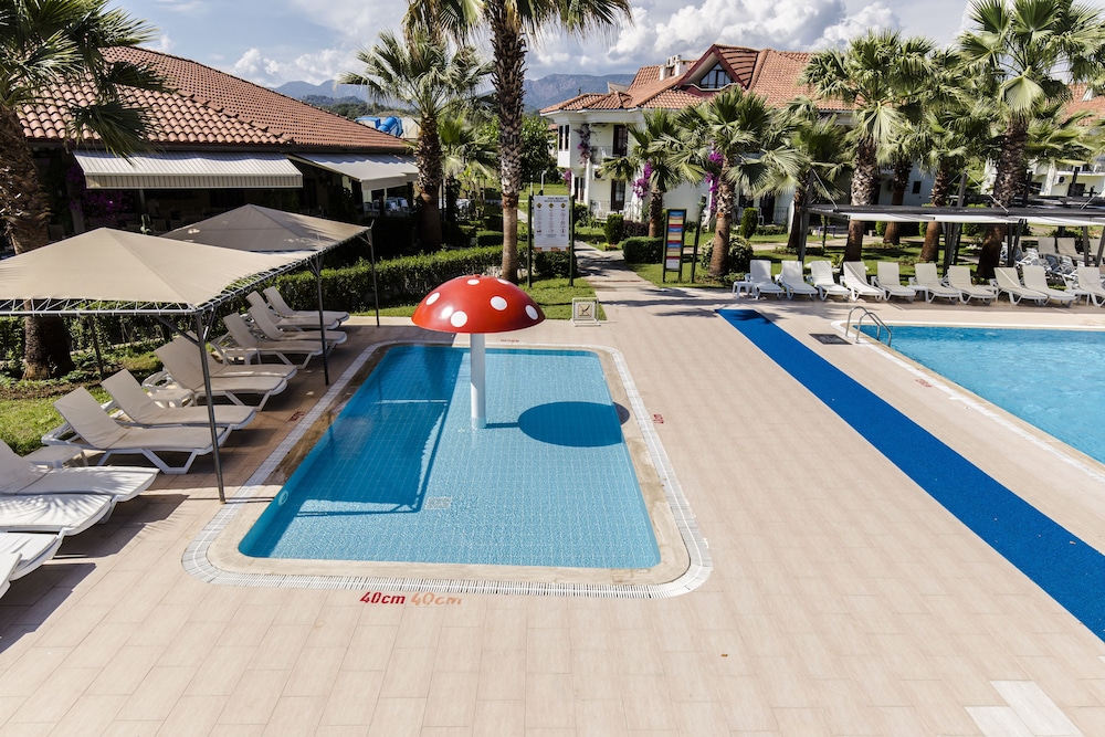 Katranci Park Hotel 43/47