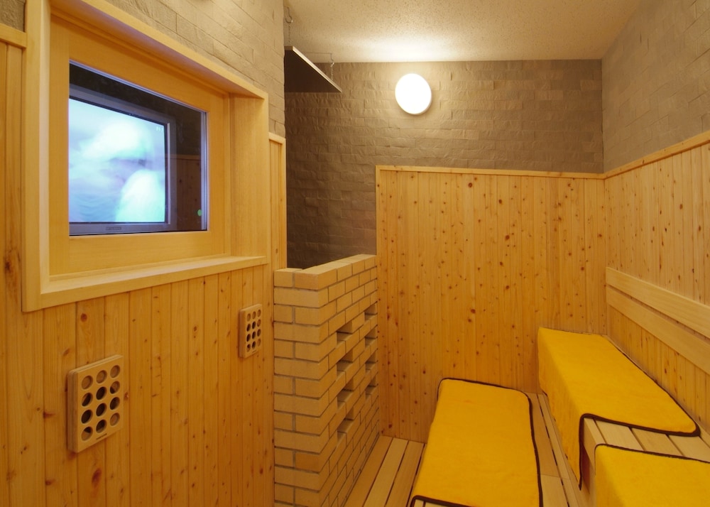 Route Inn Grantia Wakamiya 36/61