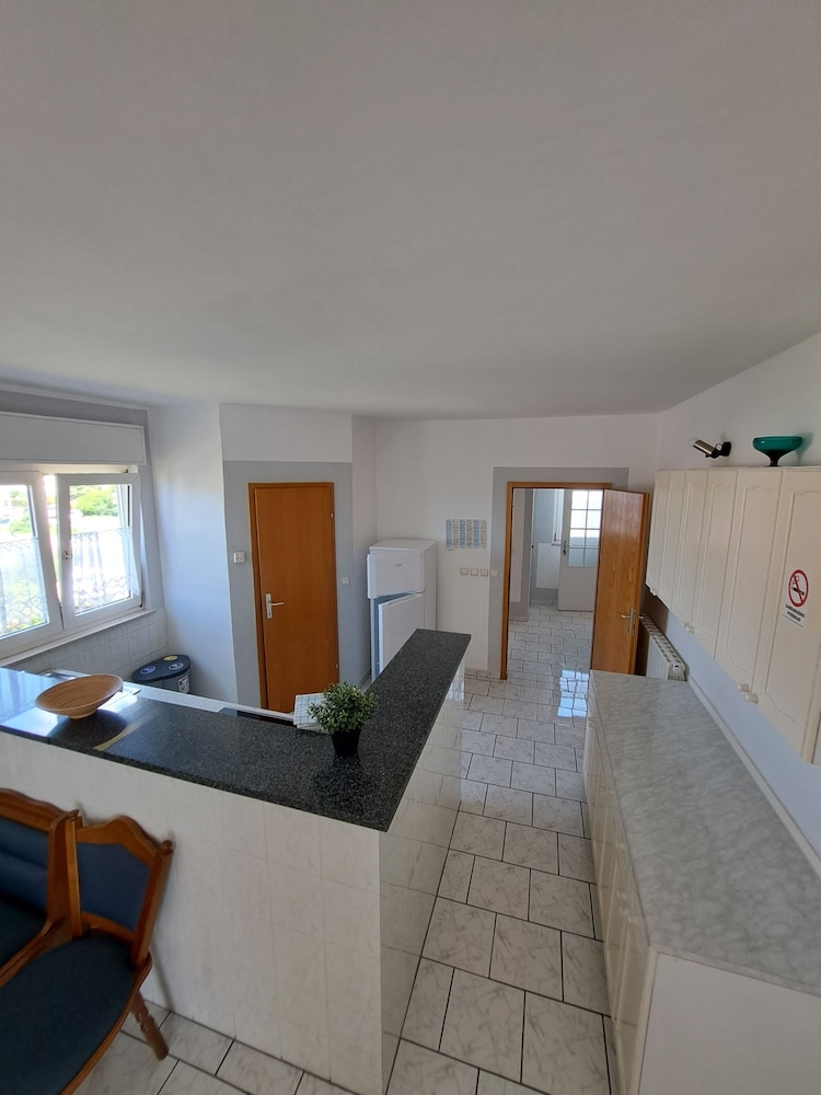 Guesthouse Varnica 11/50