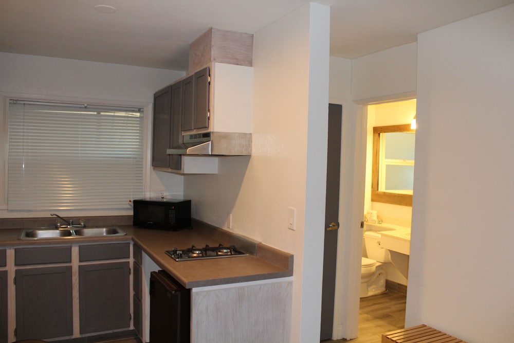Hotel Point Loma 58/58