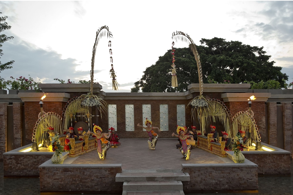 AYANA Villas Bali 81/87