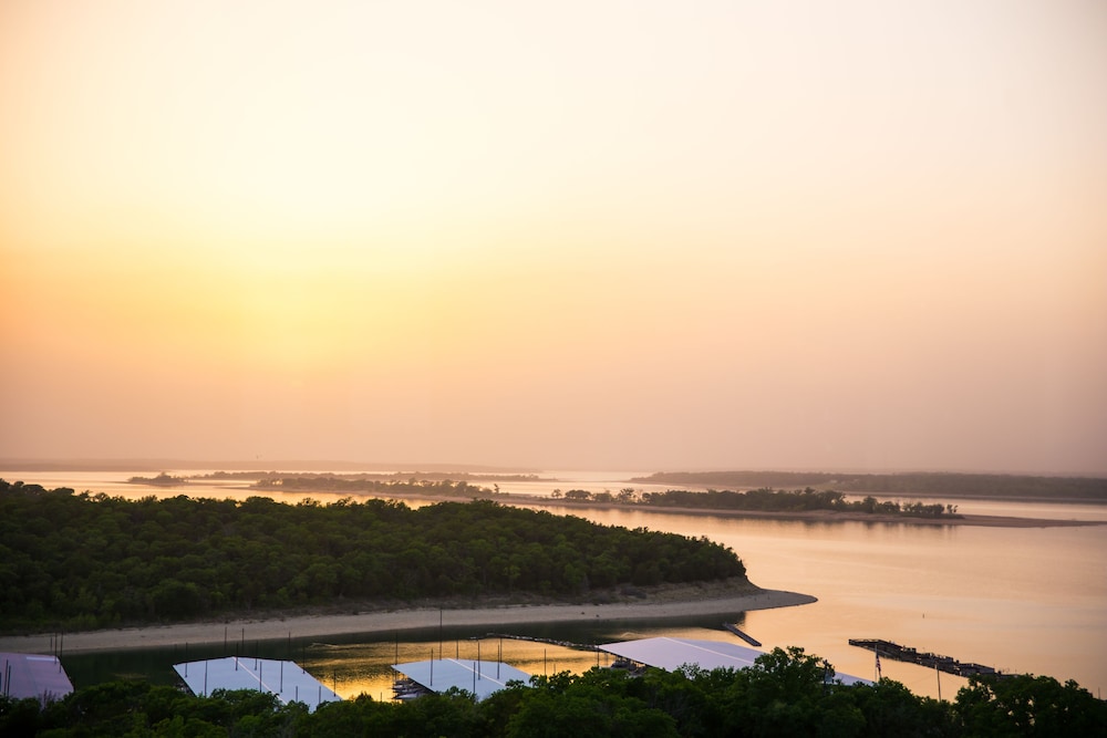 Tanglewood Resort on Lake Texoma, Ascend Hotel Collection 45/50