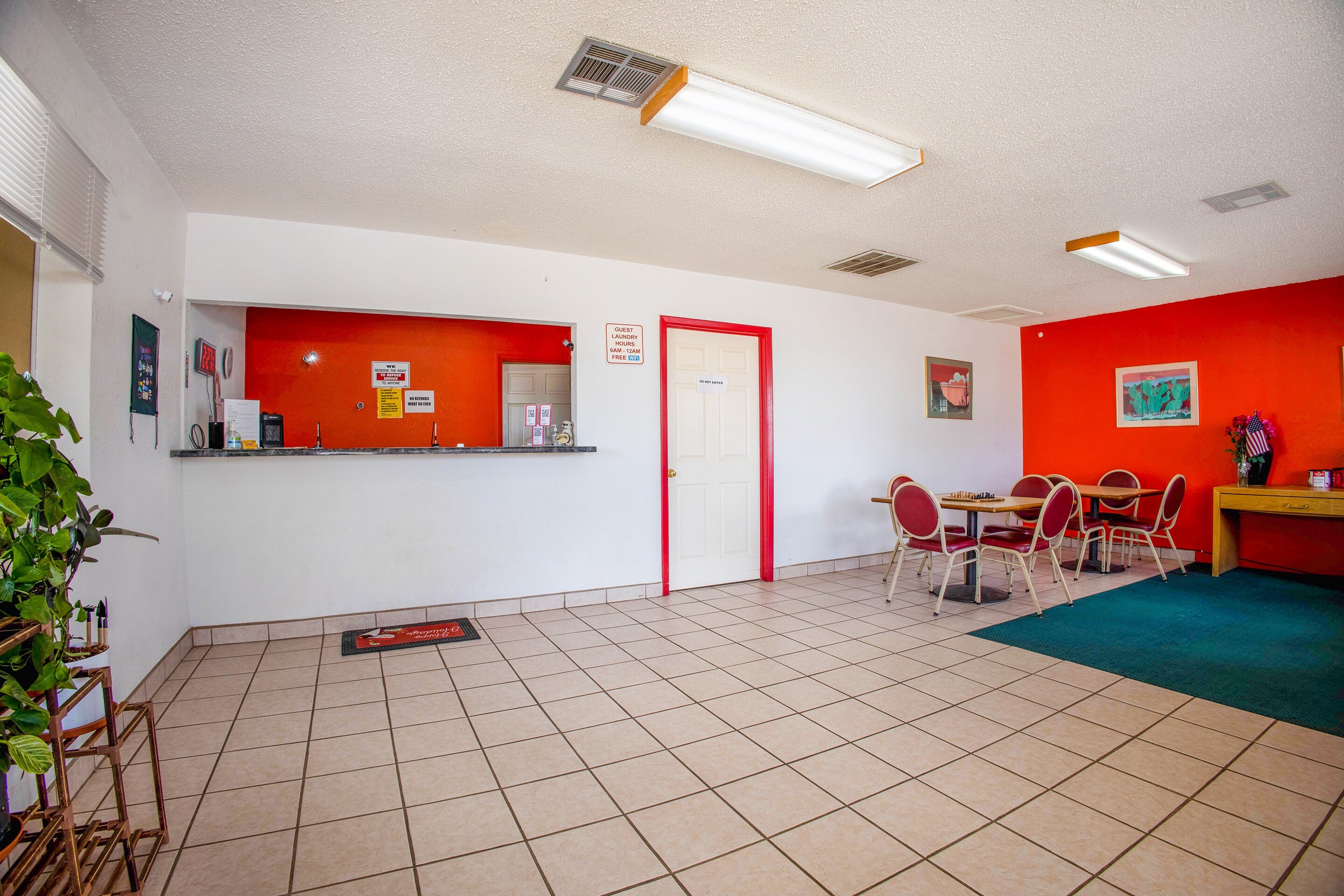 Holiday Motel Lordsburg I-10 6/21