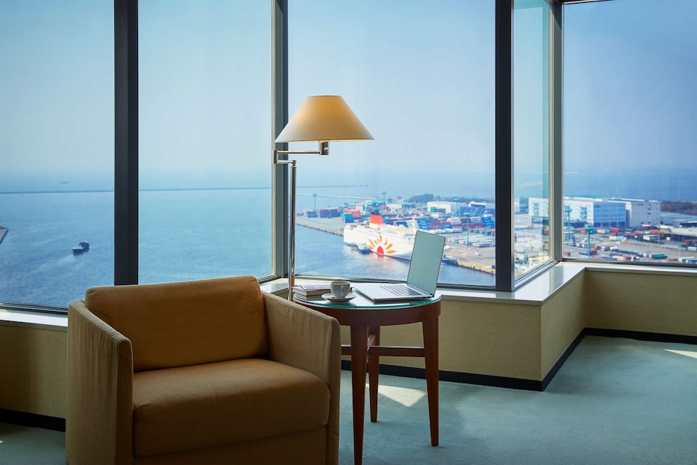 Grand Prince Hotel Osaka Bay 78/91