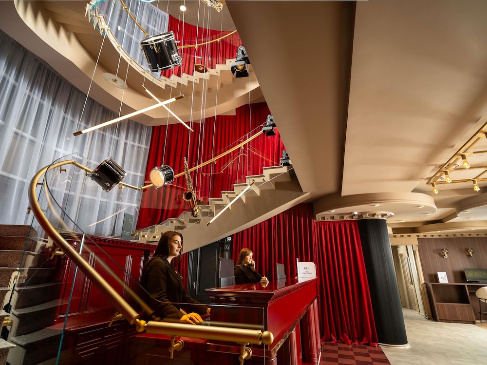 Mercure Chisinau Center Jazz Hotel 8/58