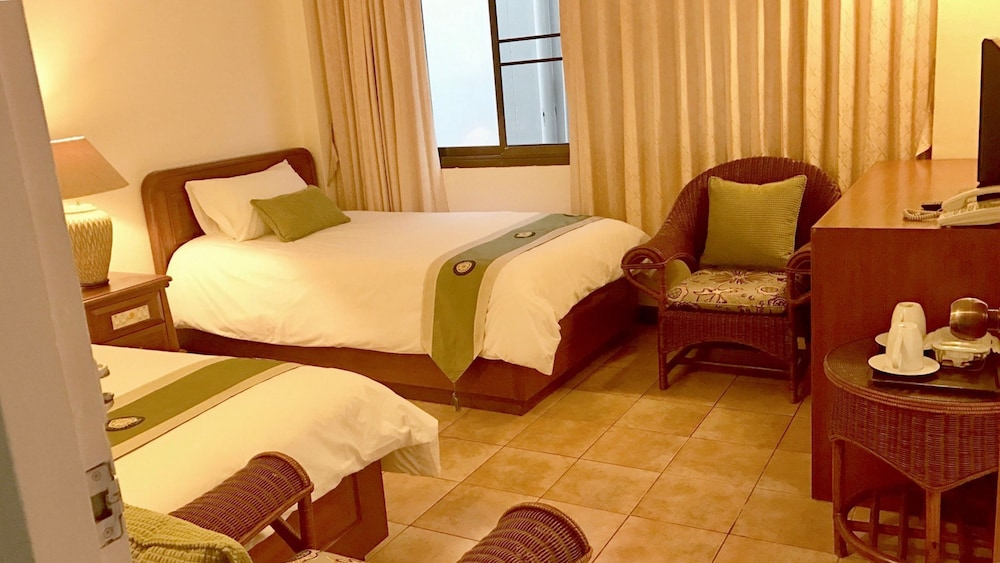 Surin Bay Apartment 8/31