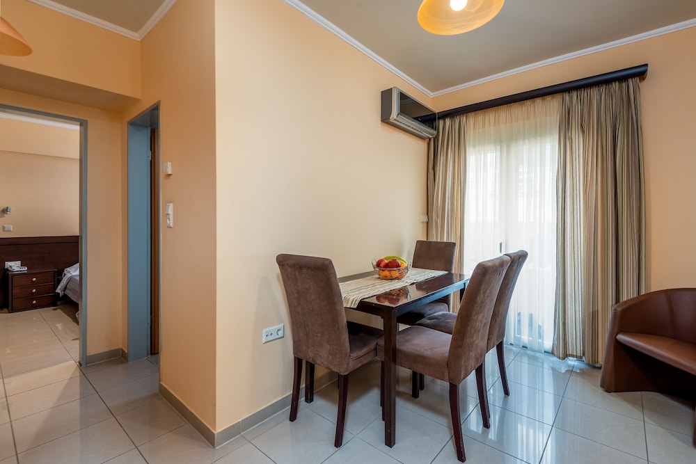 Comfort Hotel 32/38