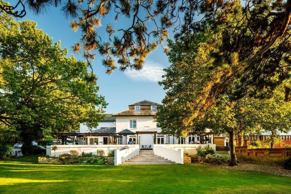 Mercure Oxford Hawkwell House Hotel 59/63