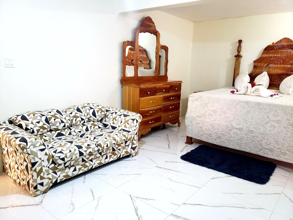 Chateau Margarite Villa 34/50