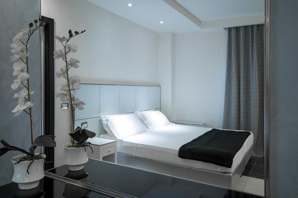Atmosphere Suite Hotel 19/56