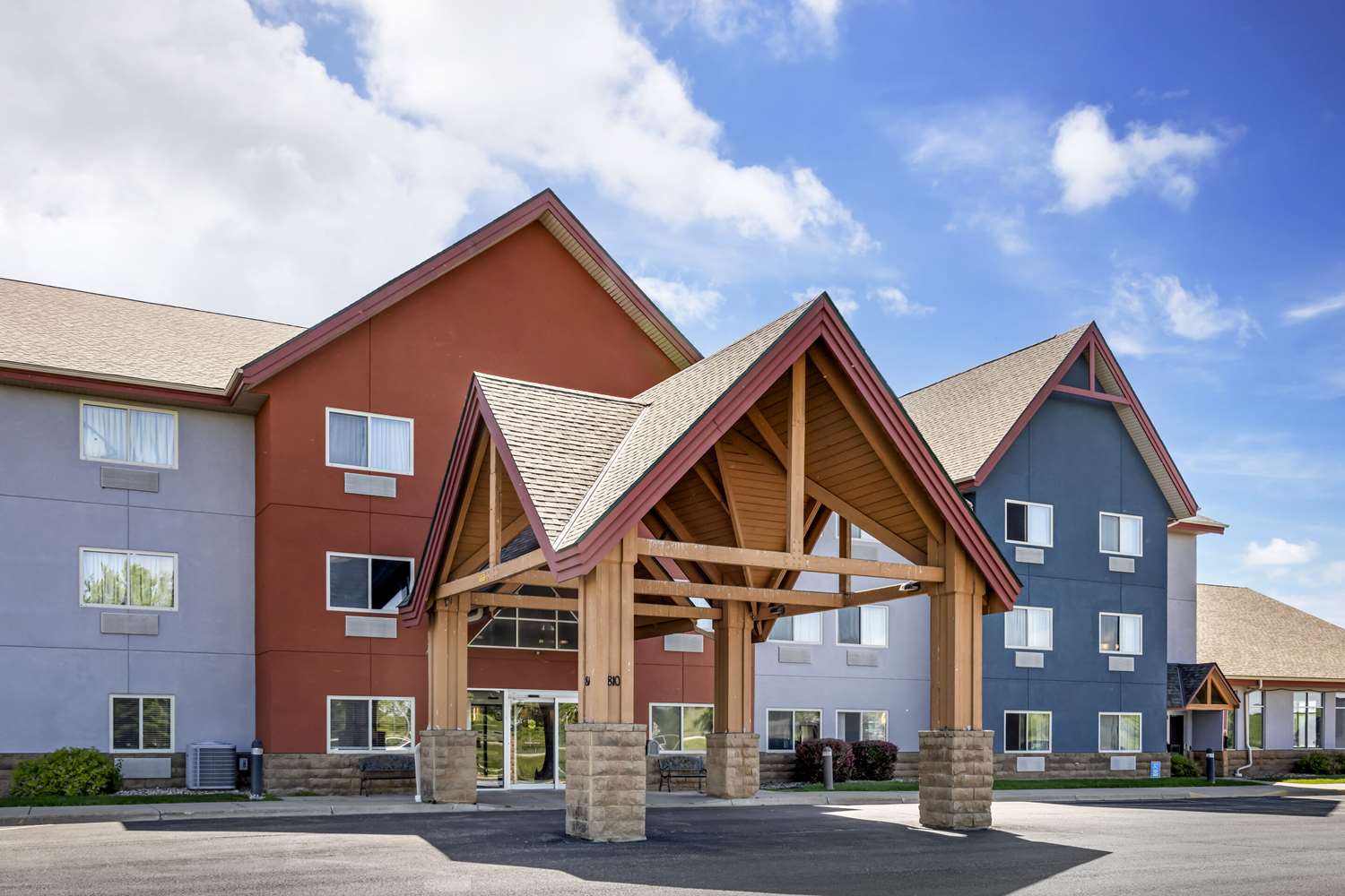 Comfort Inn Albert Lea at Trails Travel Center 4/42