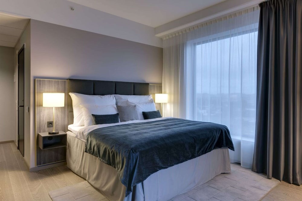 Deluxe, Double Bed, Two Extra Beds