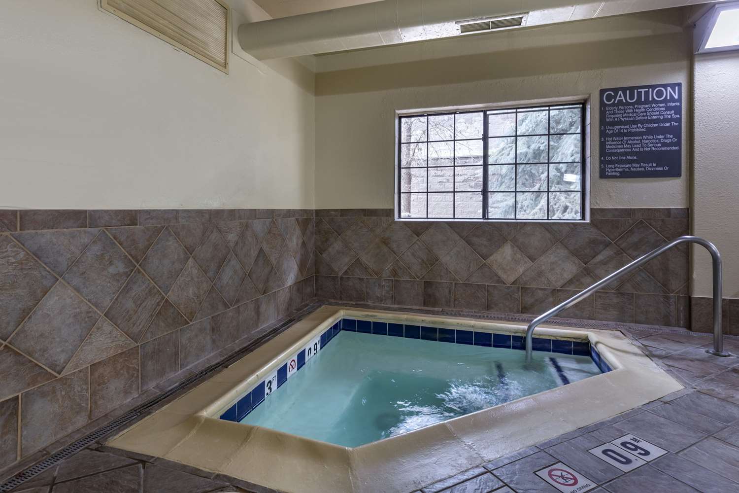 Comfort Suites At Evergreen Parkway 25/48