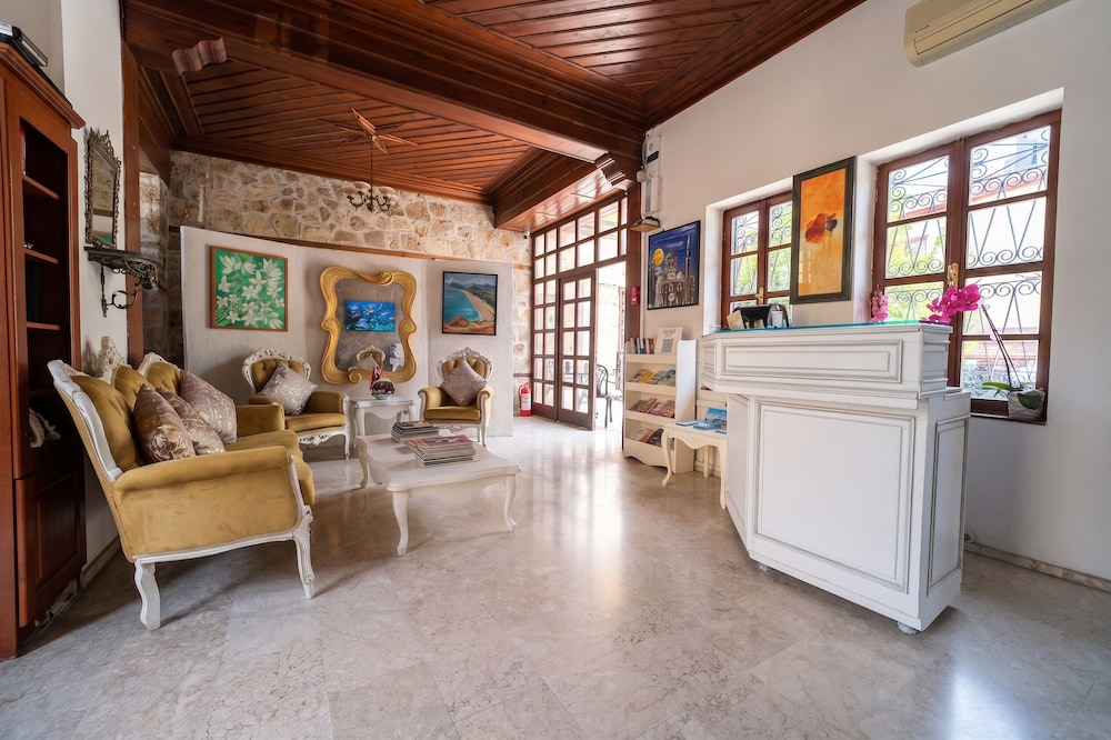 La Paloma Hotel 2/50