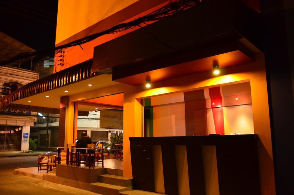 Salsa Hostel 3/57