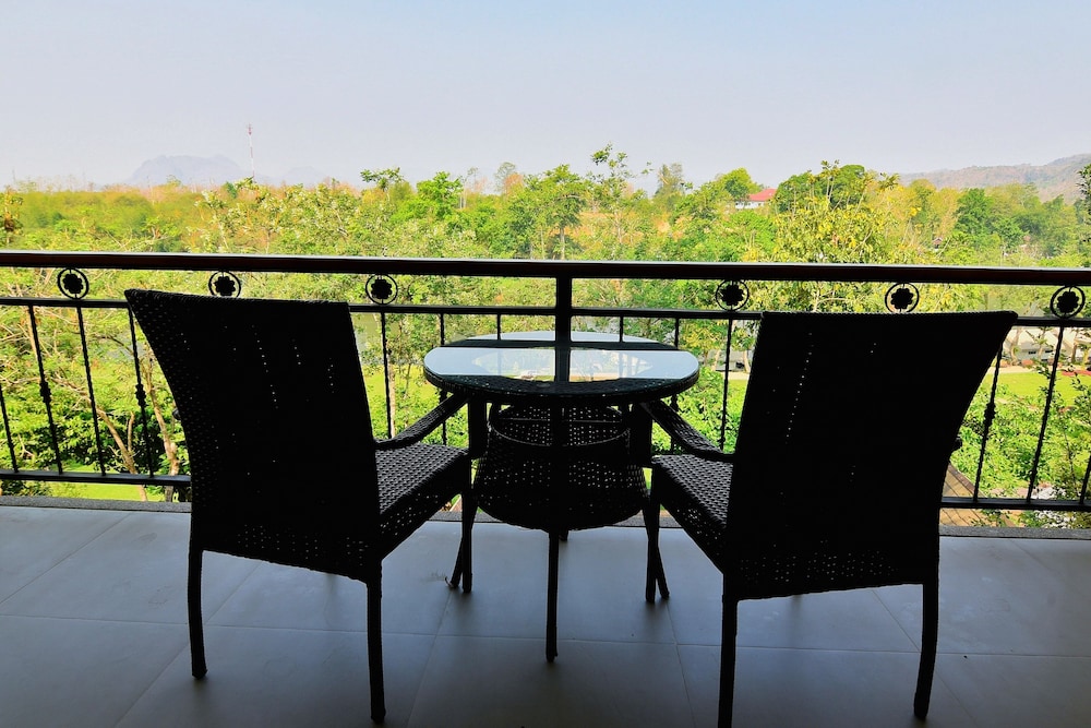 Suansaiyok Resort 45/50