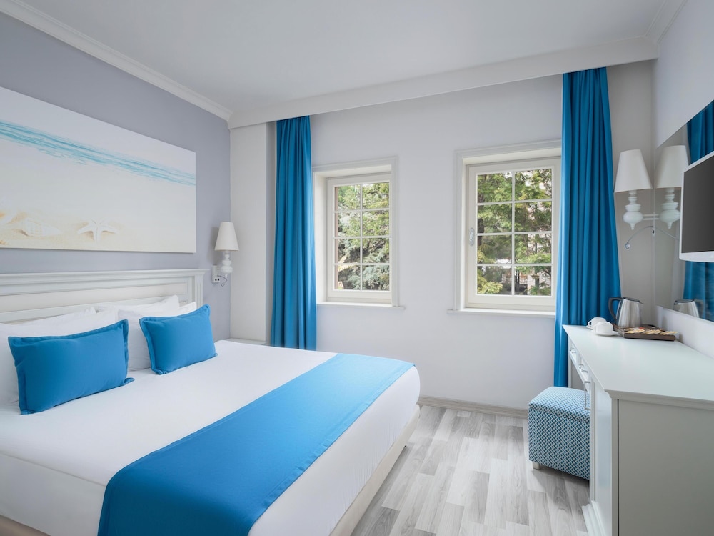 Selectum Collection Bodrum 14/50