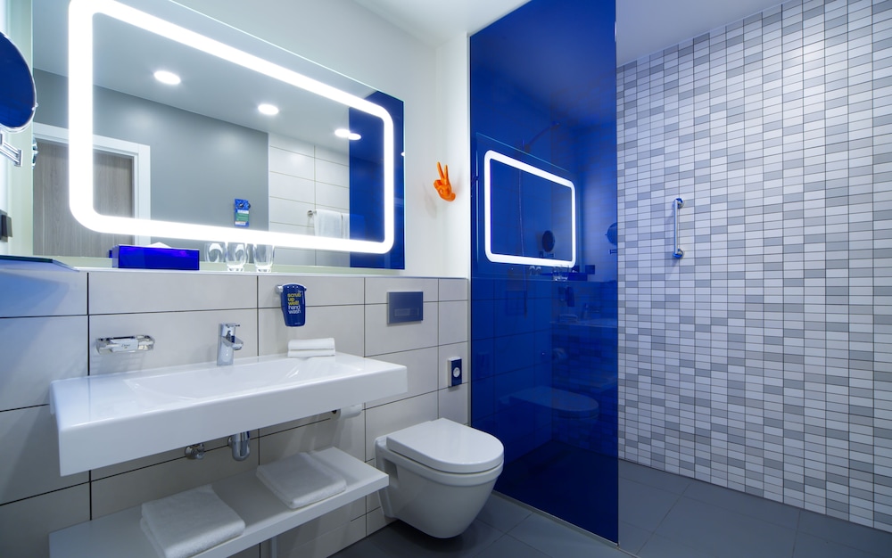 PARK INN BY RADISSON RESIDENCE RIGA BARONA 67/68