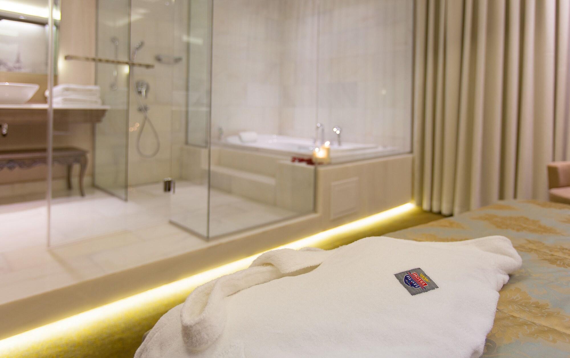 غرفة سوبيريور بسرير مزدوج بشرفة بجاكوزي، AHC Ayasofya Hotel (Special Class) 4/4