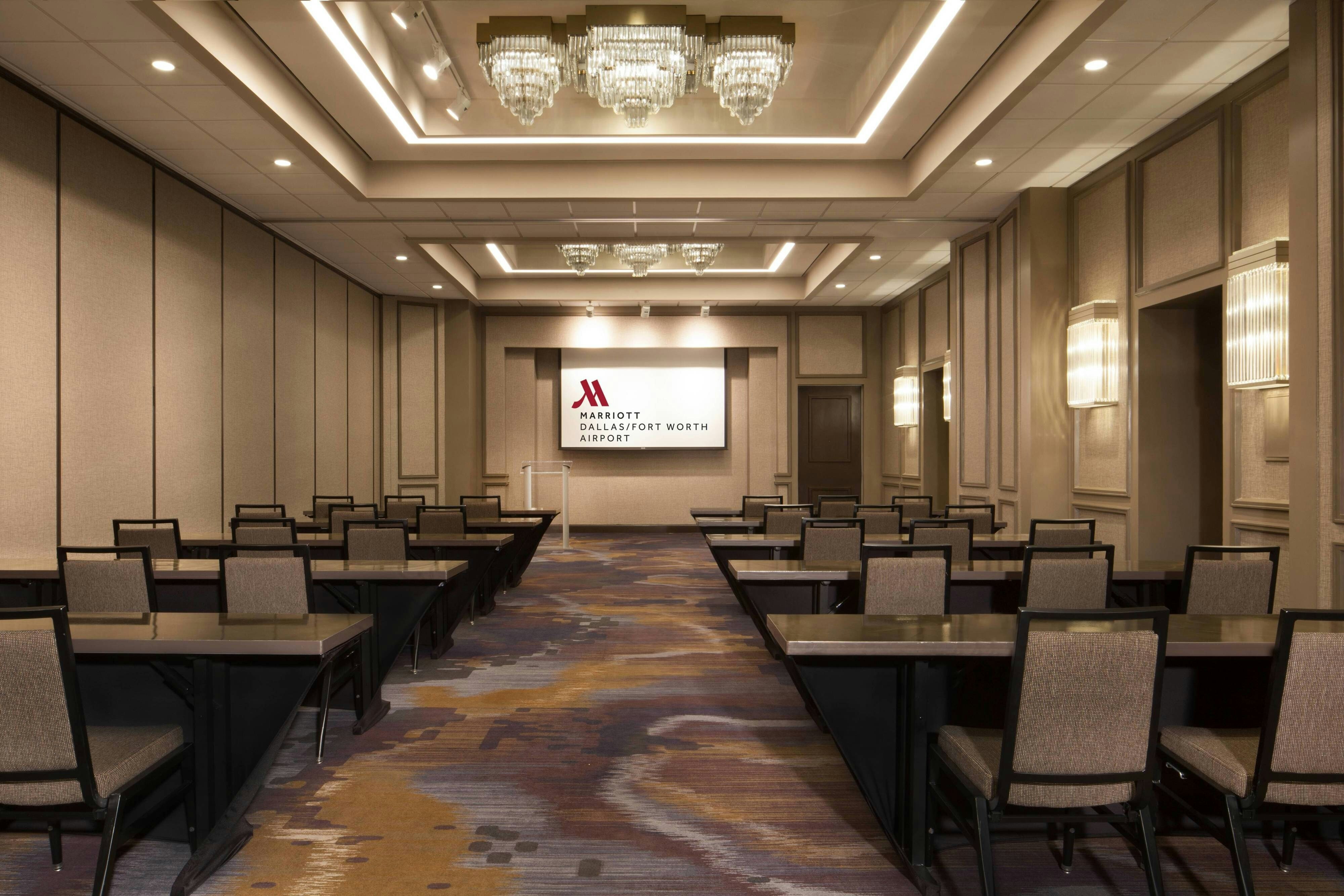 Dallas Fort Worth Airport Marriott 40/60