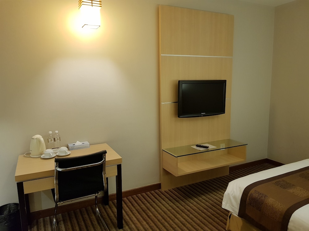 Dehome Boutique Hotel 41/65