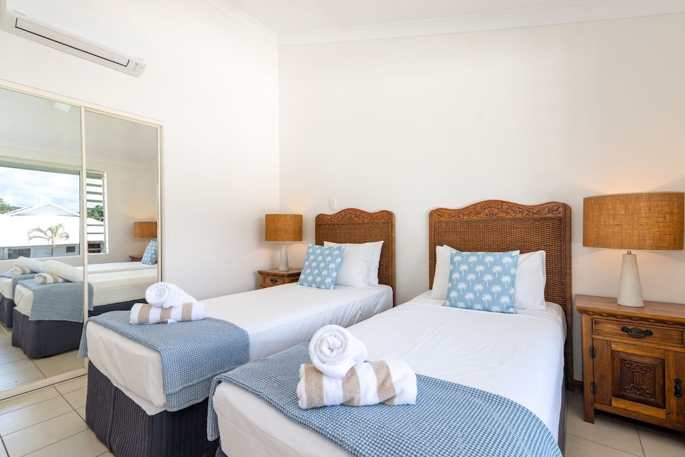 Verandahs Port Douglas 16/56